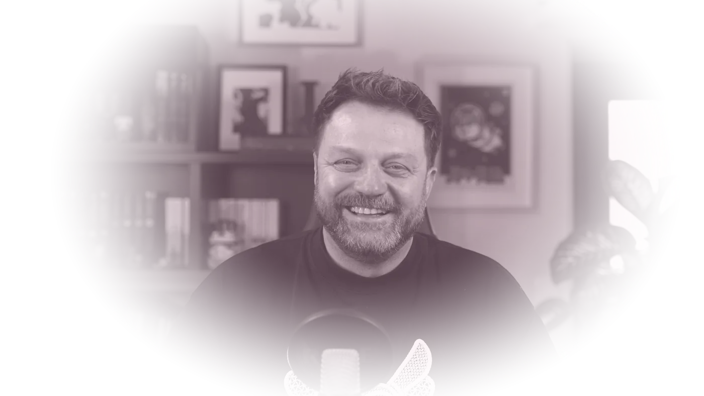 Davy Lheureux face caméra pour le podcast